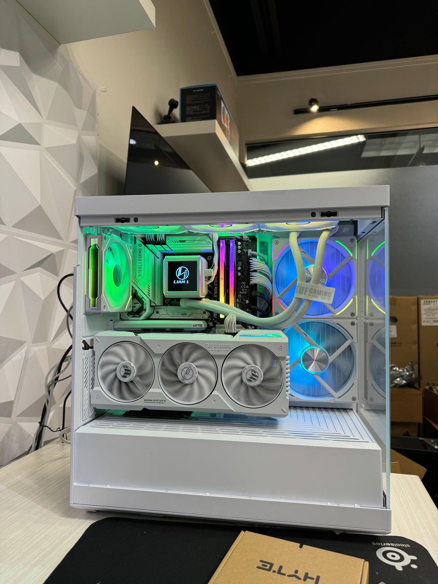 White Ready liquid Gaming Pc Intel core I7- 14700K f | White RTX 4070Ti Super 16GB | 1TB Gen 4 | 32GB DDR
