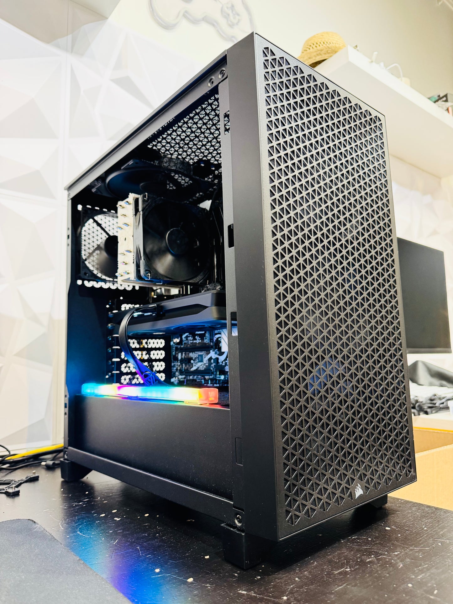 ๐ Christmas Sale! 1080p Gaming PC ๐ | Intel 14100F | GPU B580 | 32GB DDR5 RAM | Wi-Fi