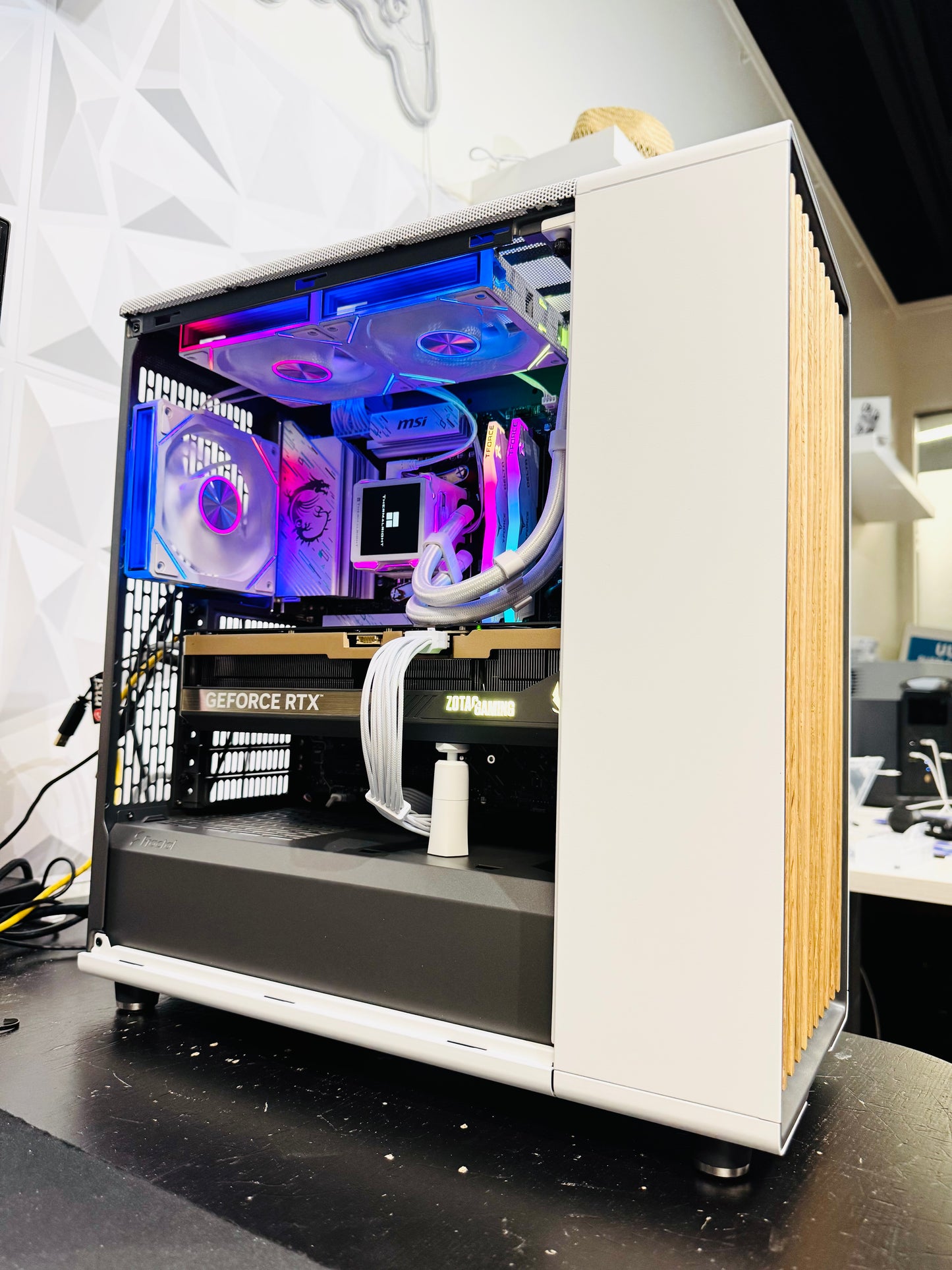 Fractal North PC Runs Colder Than Whistler โ RTX 5090 Liquid-Cooled Beast! Limited