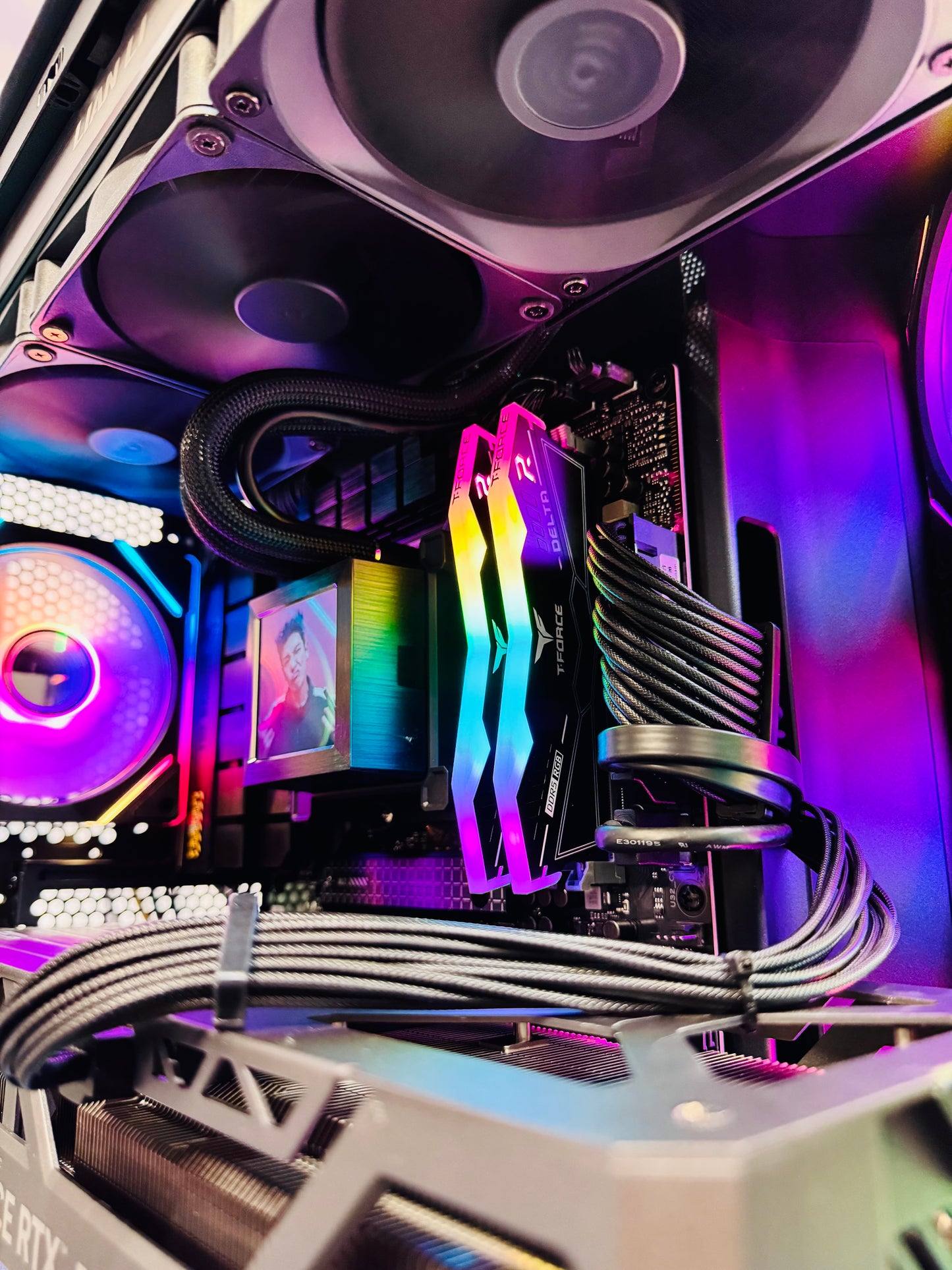 ๐ฎ Ryzen 9800X3D & RTX 5080 | Next-Level Gaming Rig ๐ง