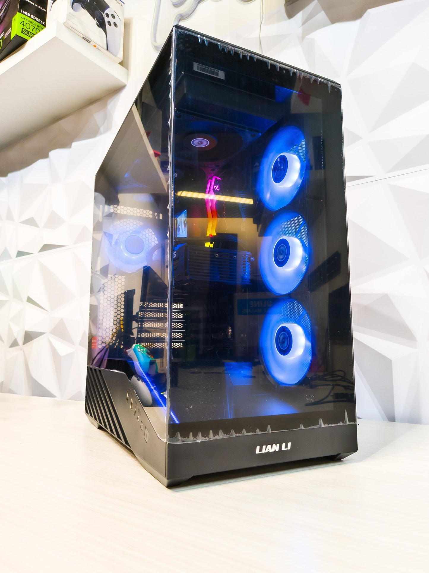 ๐ฅ Vancouver Built Lian Li Gaming PC โ Budget Beast with 9800X3D + RTX 5070 Ti 16GB