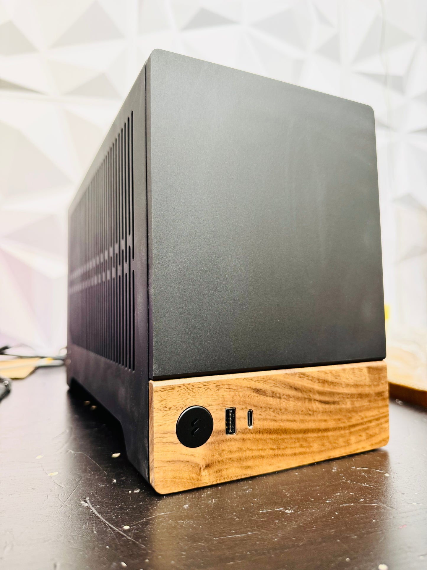 ๐๐ฎ Holiday Special! Compact Gaming PC ๐ฎ๐ Ryzen 7 9700X | RTX 4070 Ti Super 16GB