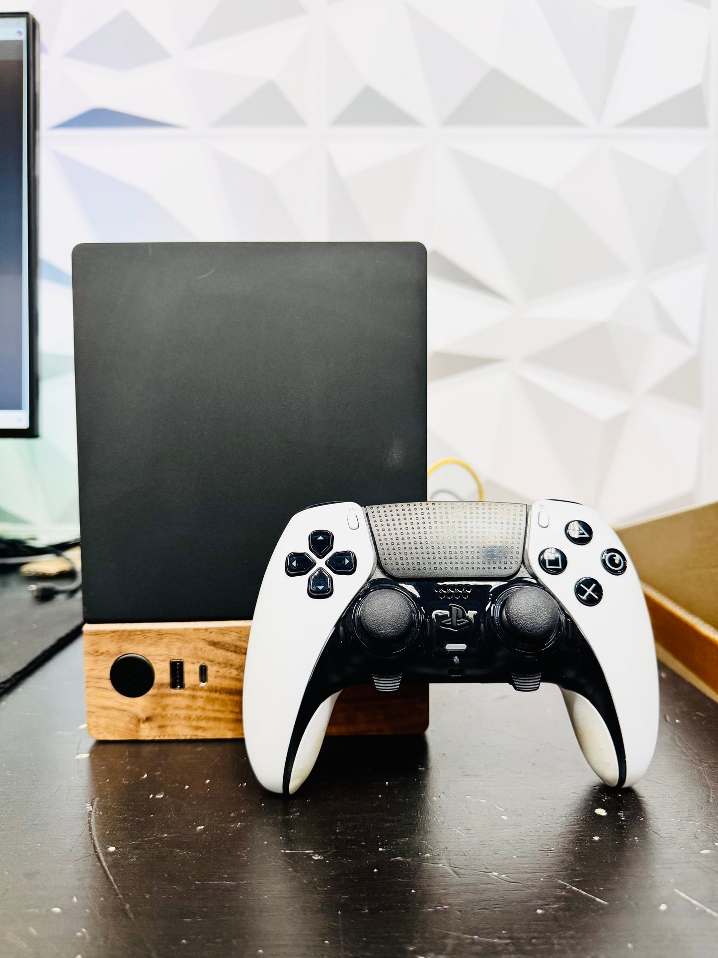 ๐๐ฎ Holiday Special! Compact Gaming PC ๐ฎ๐ Ryzen 7 9700X | RTX 4070 Ti Super 16GB