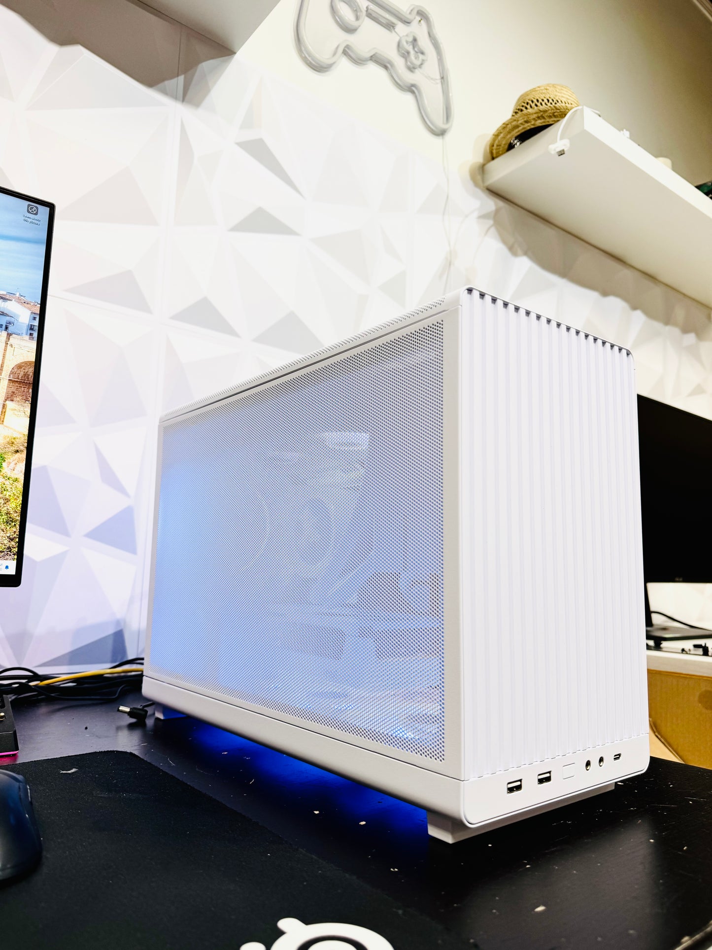 White Lian Li Gaming PC ๐ | Intel i5-13400F | Intel Arc A580 GPU | 32GB DDR5 |