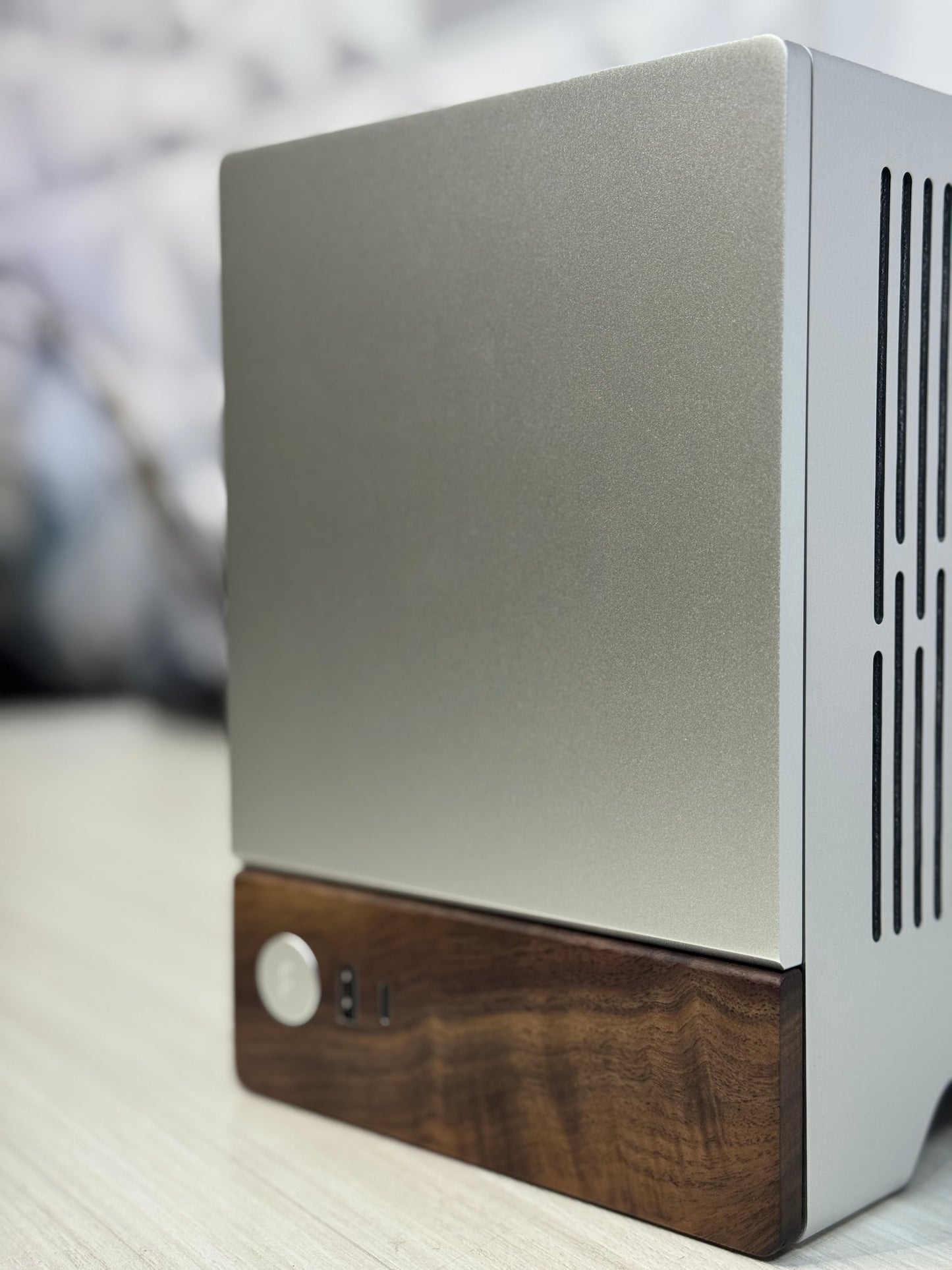 Tiny Beast โ RTX 5070 + 2TB Gen5 NVMe + Ryzen 9700X + 64GB DDR5 in Terra Silve