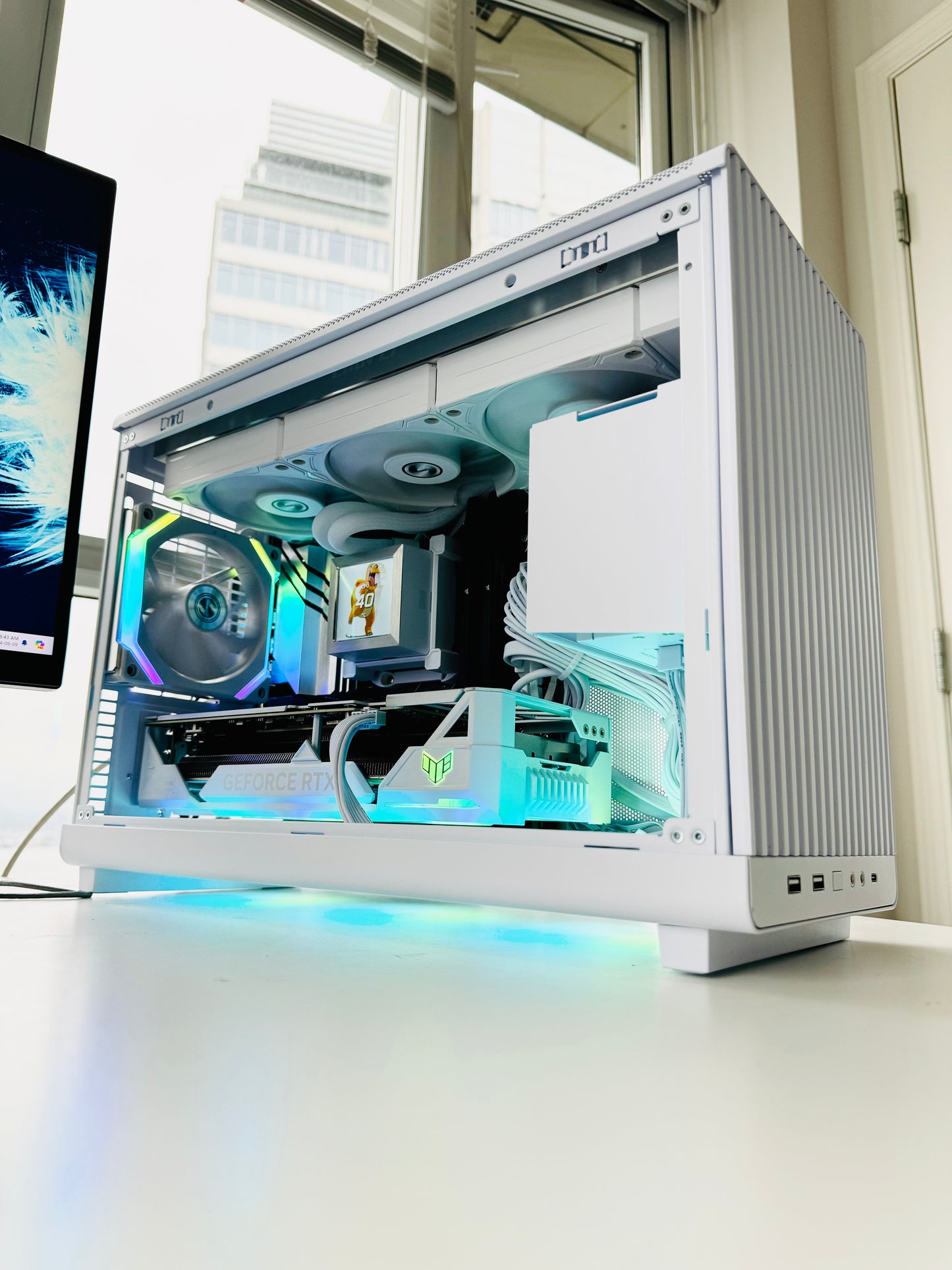 🔥 White Compact Pro Gaming PC - Ryzen 9 9950X, RTX 4070 Ti 16GB, 64GB RAM, 2TB - Ready to Perform!
