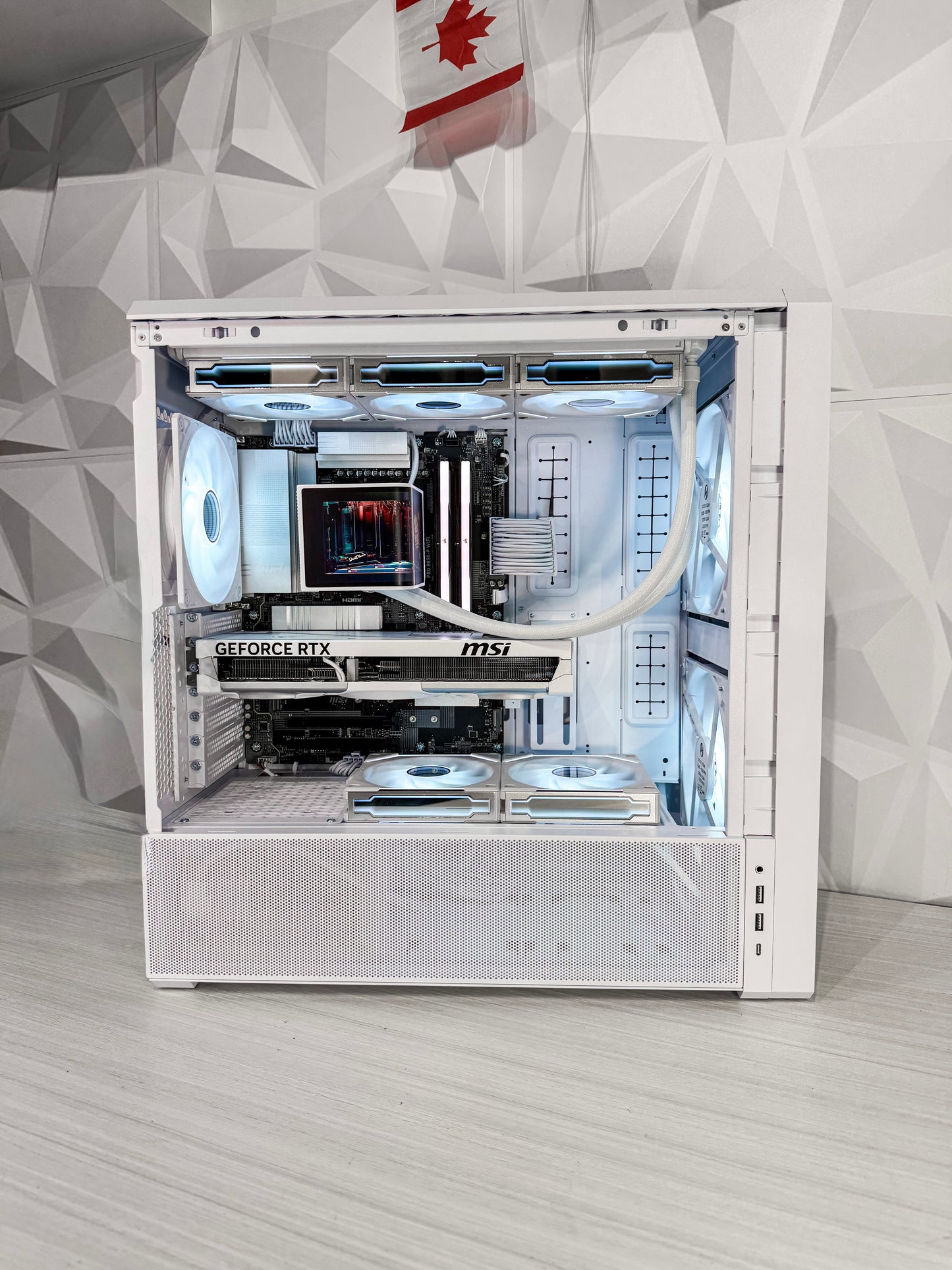 🔥 Lian Li Infinity RGB Gaming PC – Ryzen 9 9950X3D / RTX 5070 Ti 16GB