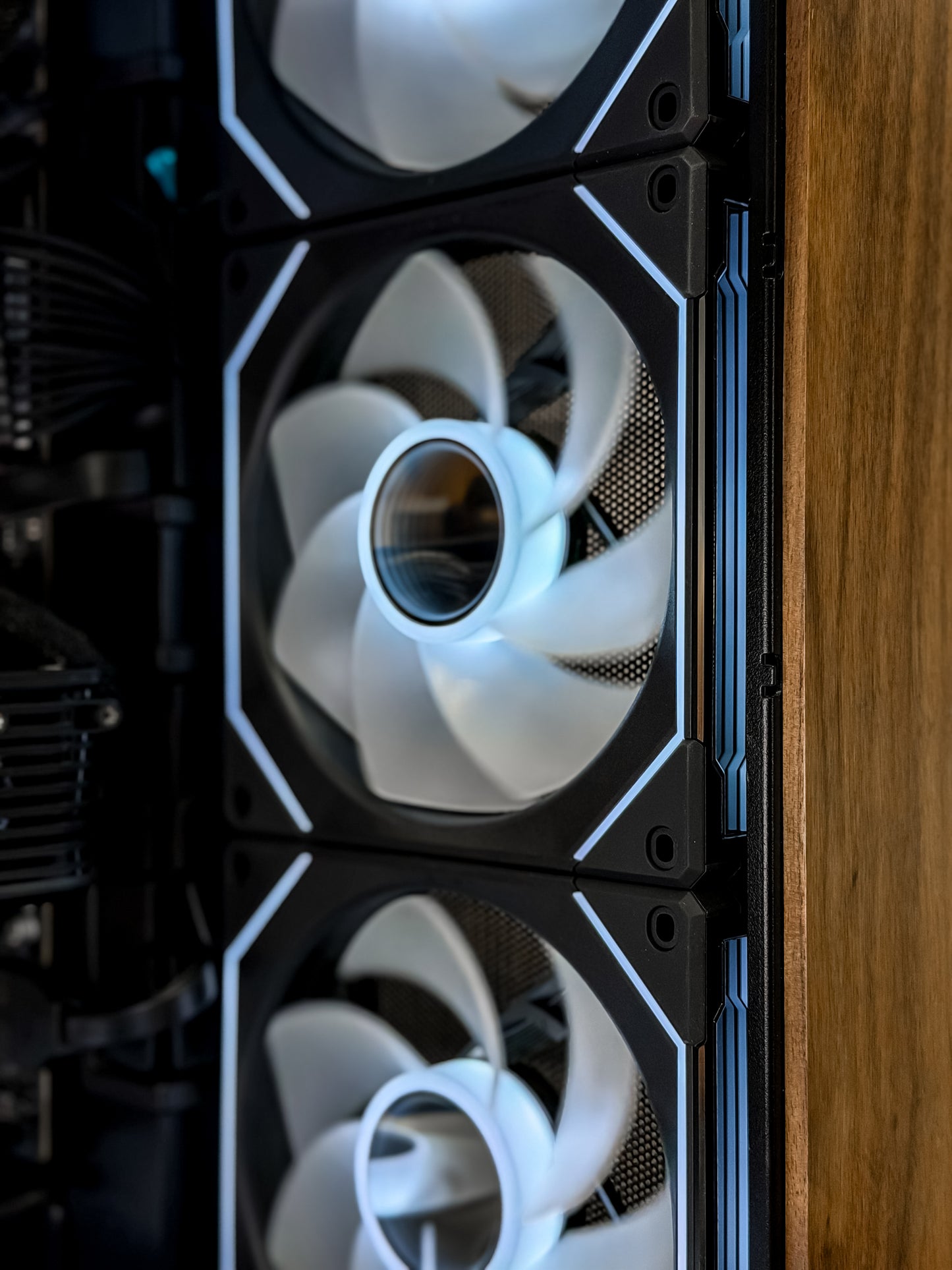 🔥 AI / 4K Gaming Beast – Ryzen 9 9950X3D + RTX 5080 | Ready for 5090