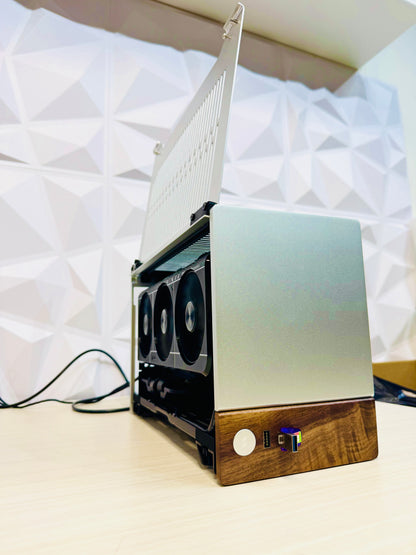 Tiny Beast – RTX 5070  + 2TB Gen5 NVMe + Ryzen 9700X + 64GB DDR5 in Terra Silve