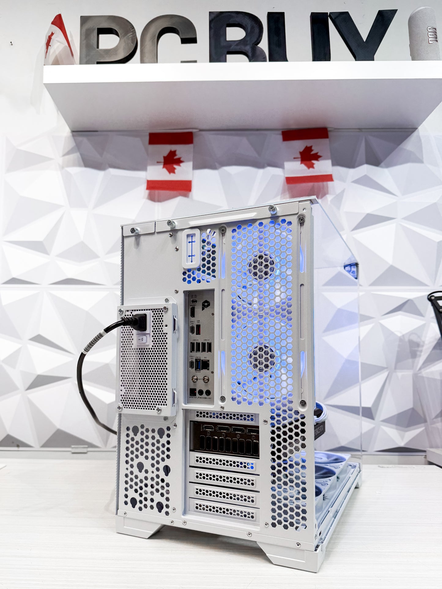 🎮 High-End FPS Gaming PC – RTX 5080 + Ryzen 9 9950X3D