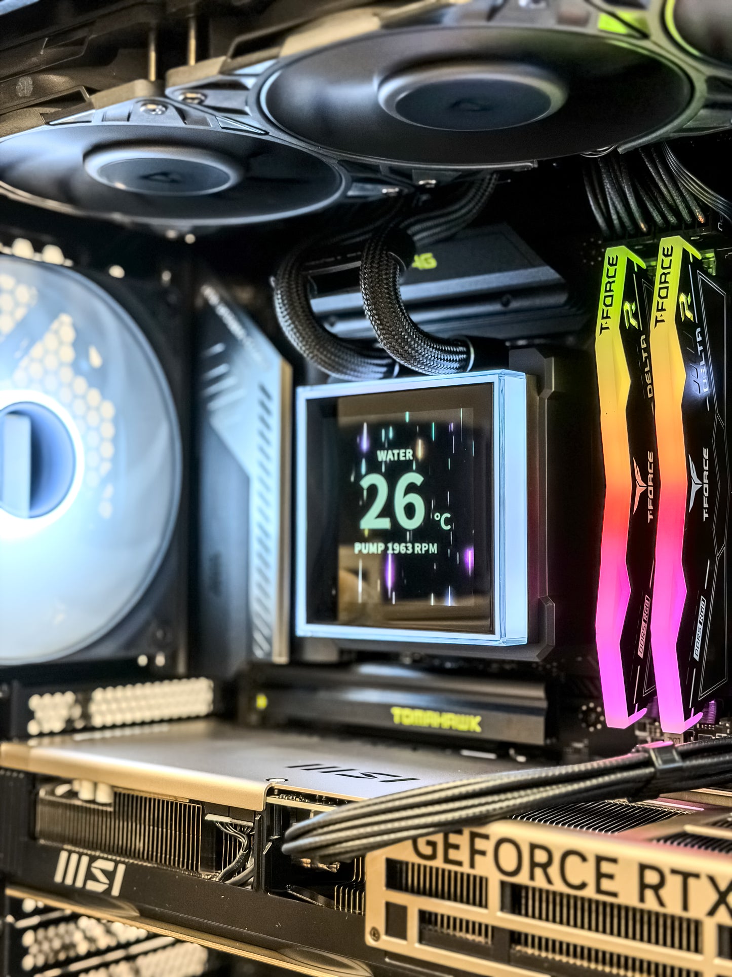 Premium Lian Li RTX 5070 Ti Gaming PC | Liquid Cooled | 32GB DDR5 | Ultra 7