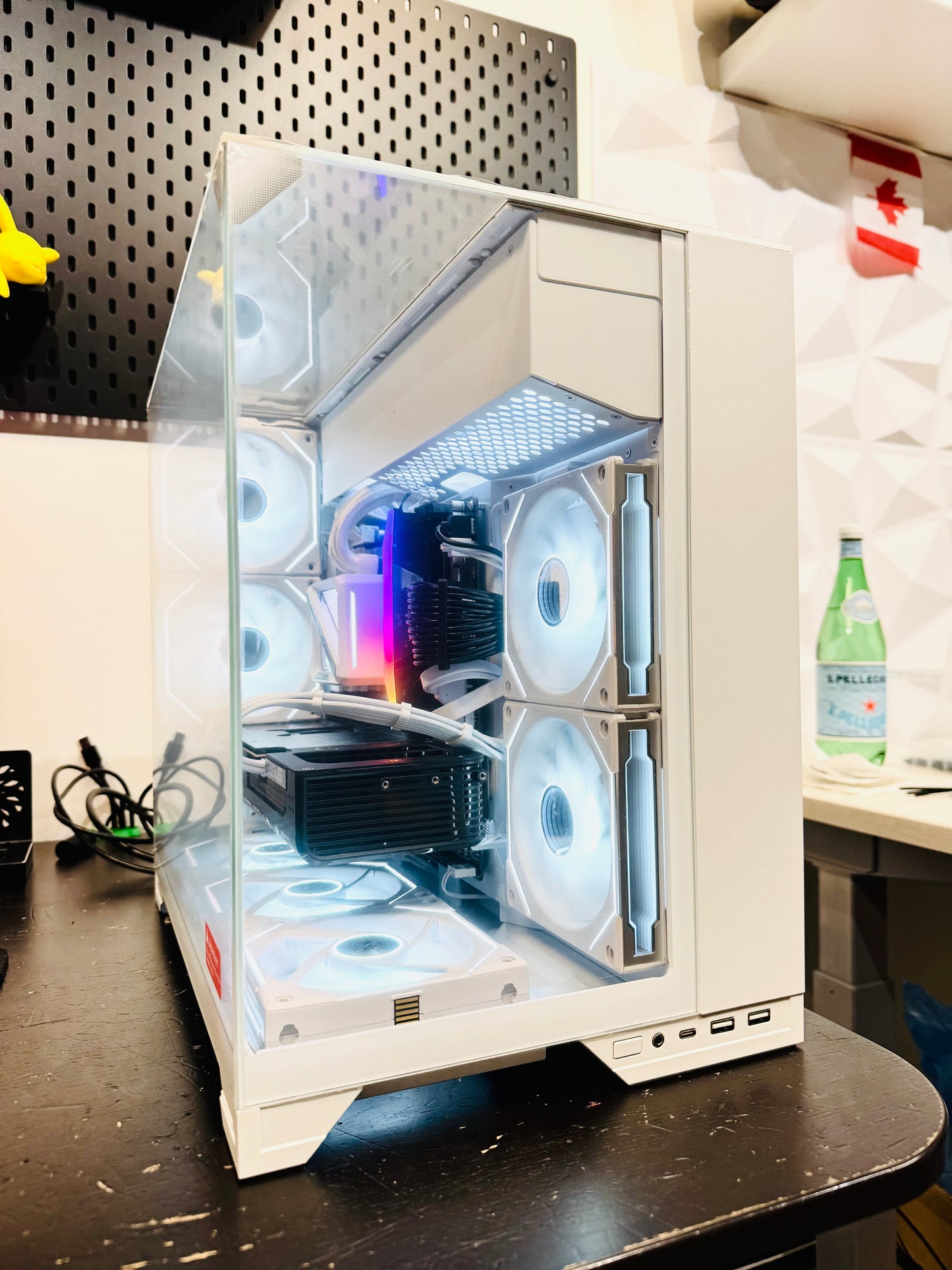 RTX 5080 Beast 🔥 4K Ultra Gaming PC • Brand New • White Lian Li Build