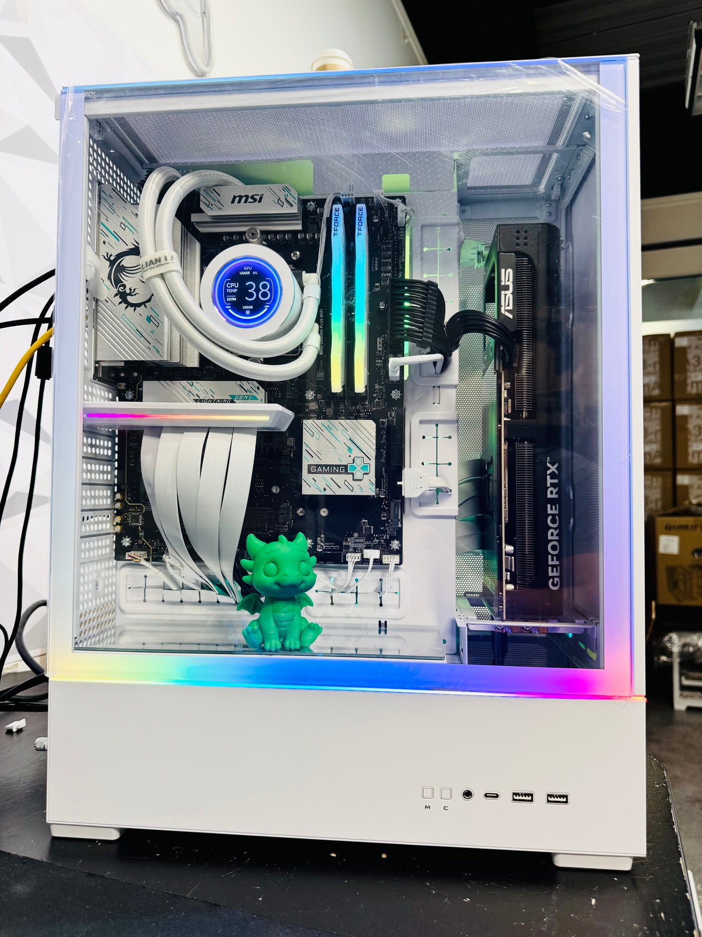 Ready lian li Gaming PC 🔥 Ryzen 7 9800X3D + 2TB +  RTX 5070 Ti 16GB | WiFi