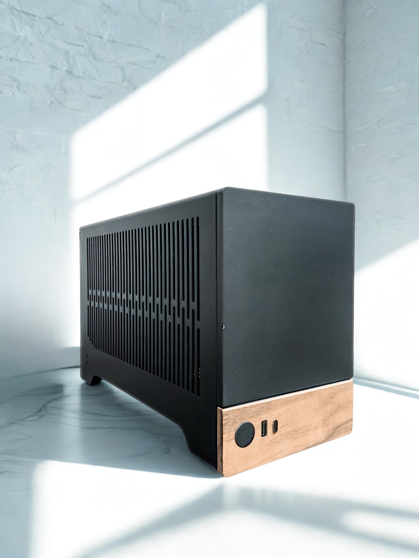 🎮 Fractal Terra Mini-ITX Powerhouse – Ryzen 9 16-Core / RTX 5080