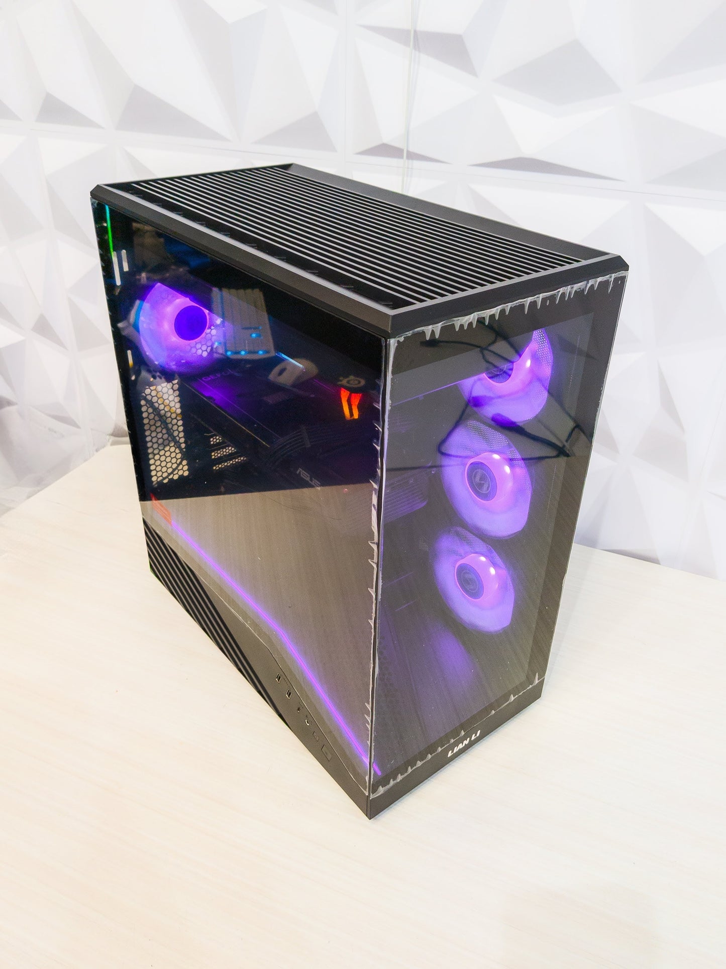 🔥 Vancouver Built Lian Li Gaming PC – Budget Beast with 9800X3D + RTX 5070 Ti 16GB