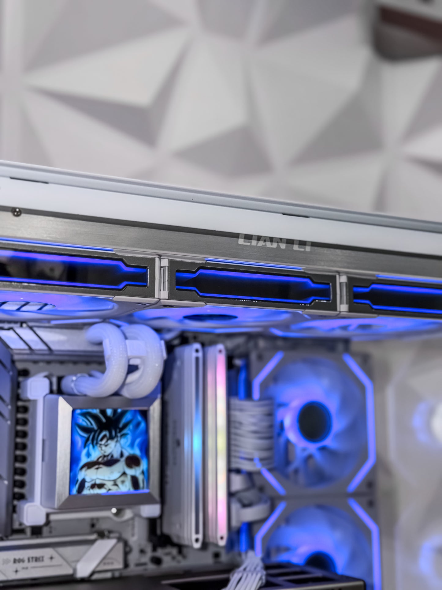 ALL Lian Li White O11 Mini V2 Gaming PC | 7800X3D + RTX 5070 Ti 16GB