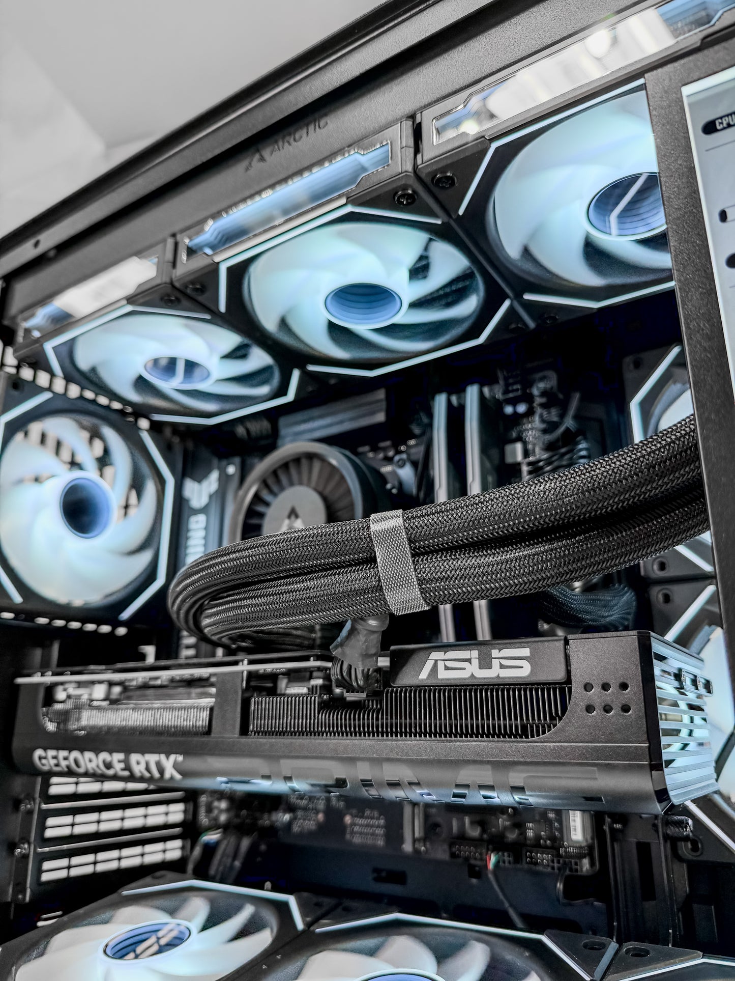 O11 Mini V2 PC – RTX 5080 16GB • Ryzen 5 9600X • 32GB DDR5