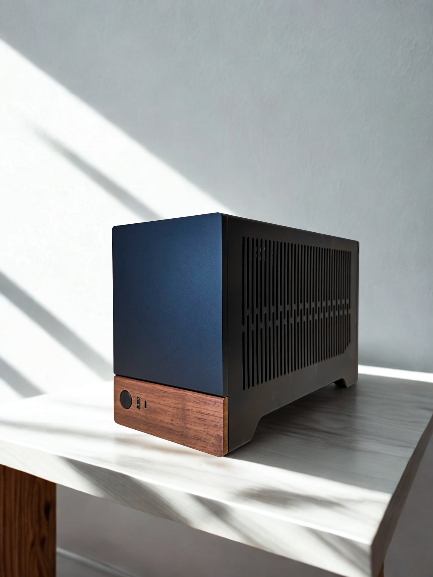 🎮 Fractal Terra Mini-ITX Powerhouse – Ryzen 9 16-Core / RTX 5080