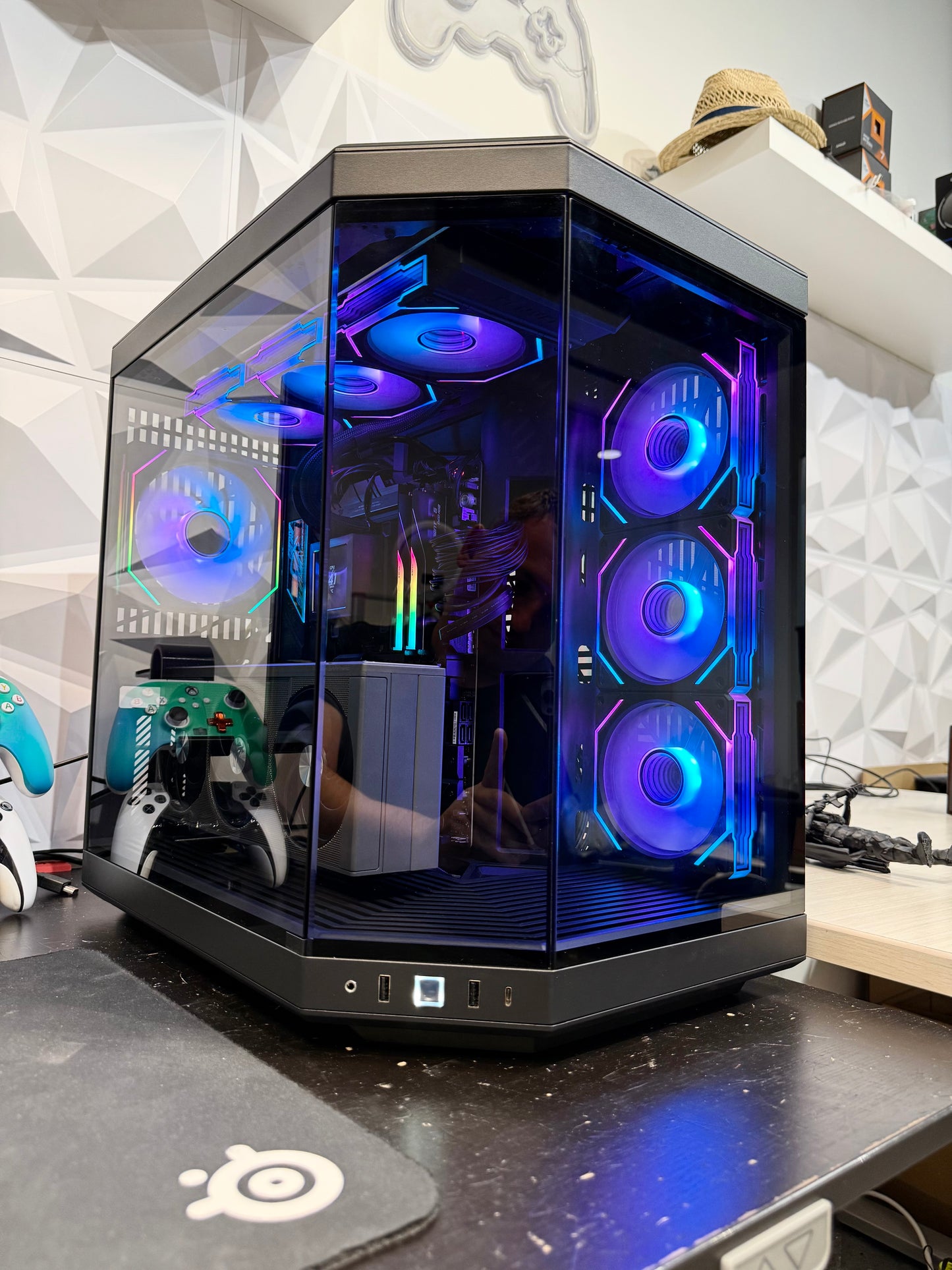 🧨 INSANE Deal: RX 9070 XT + STRIX X670E + Ryzen 9700X
