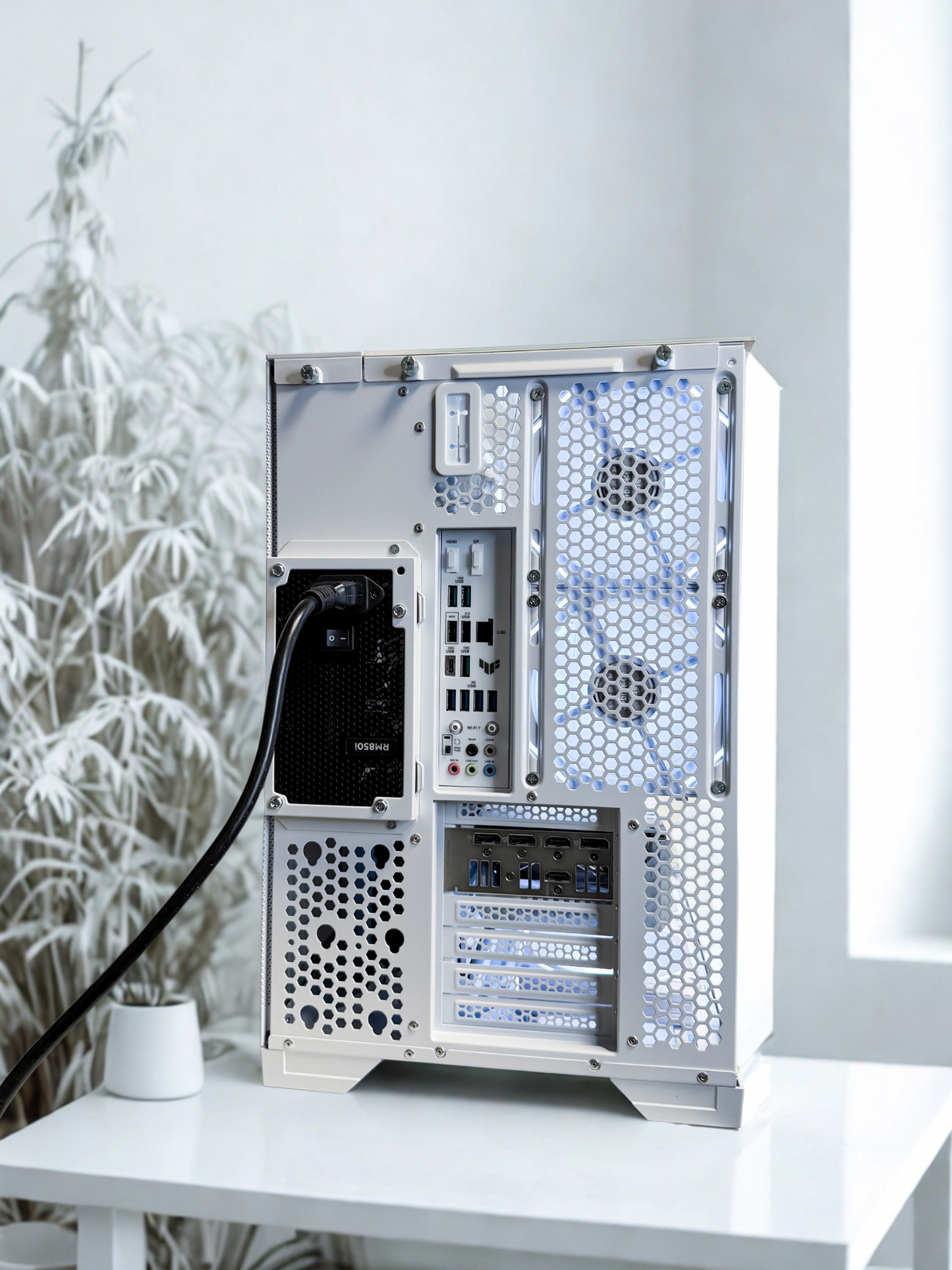 💎 White BTF PC So Clean It Hurts – RTX 4070 Ti Super 16GB