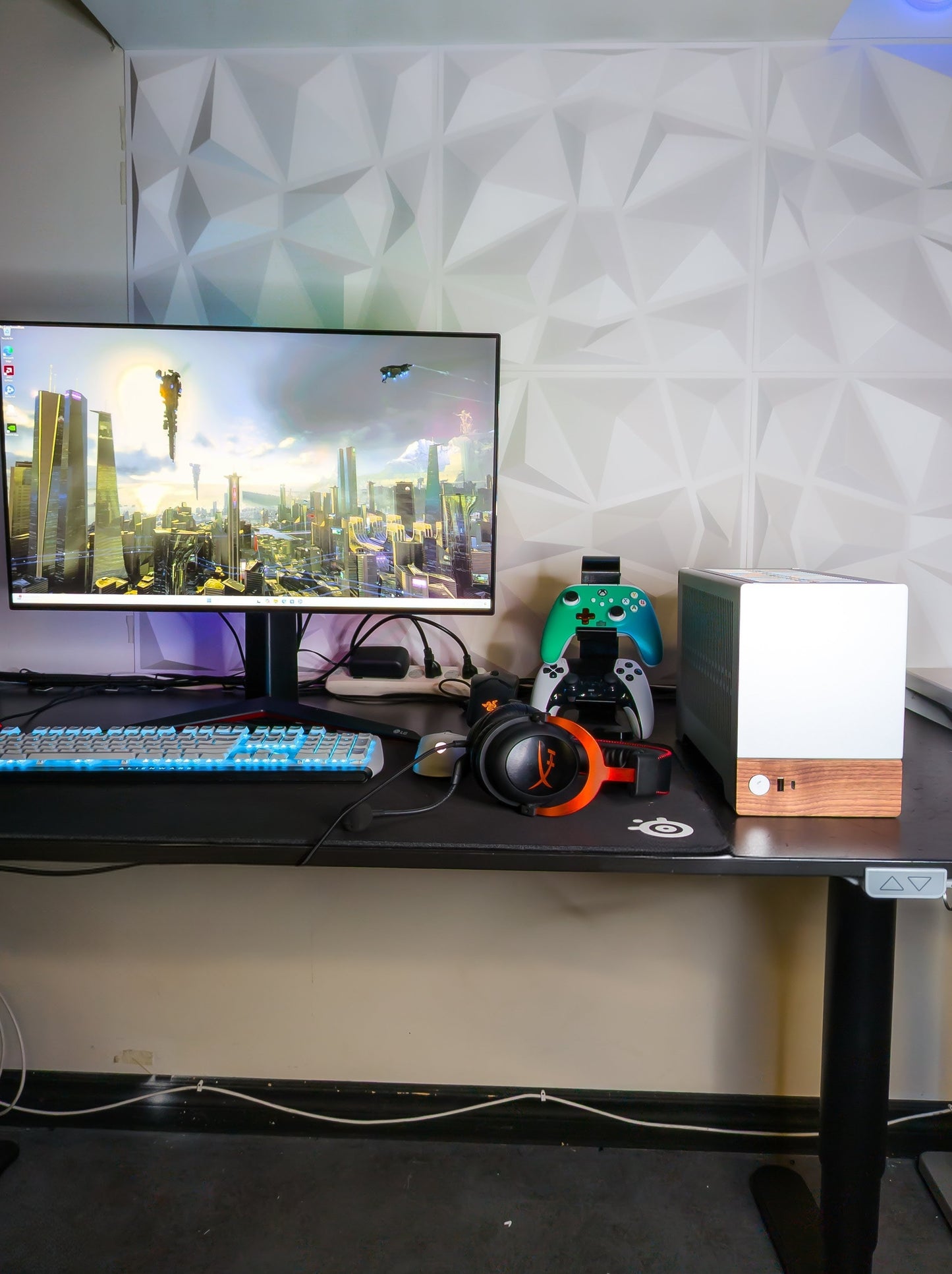 🔥 Strong & Clean ITX PC Tiny Terra Beast – Ryzen 5 9600X + RTX 5070