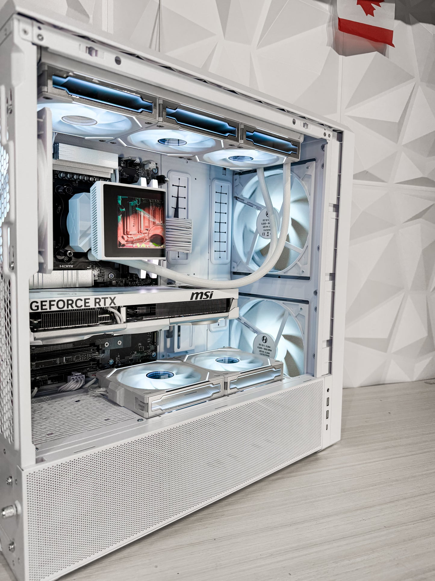 🔥 Lian Li Infinity RGB Gaming PC – Ryzen 9 9950X3D / RTX 5070 Ti 16GB