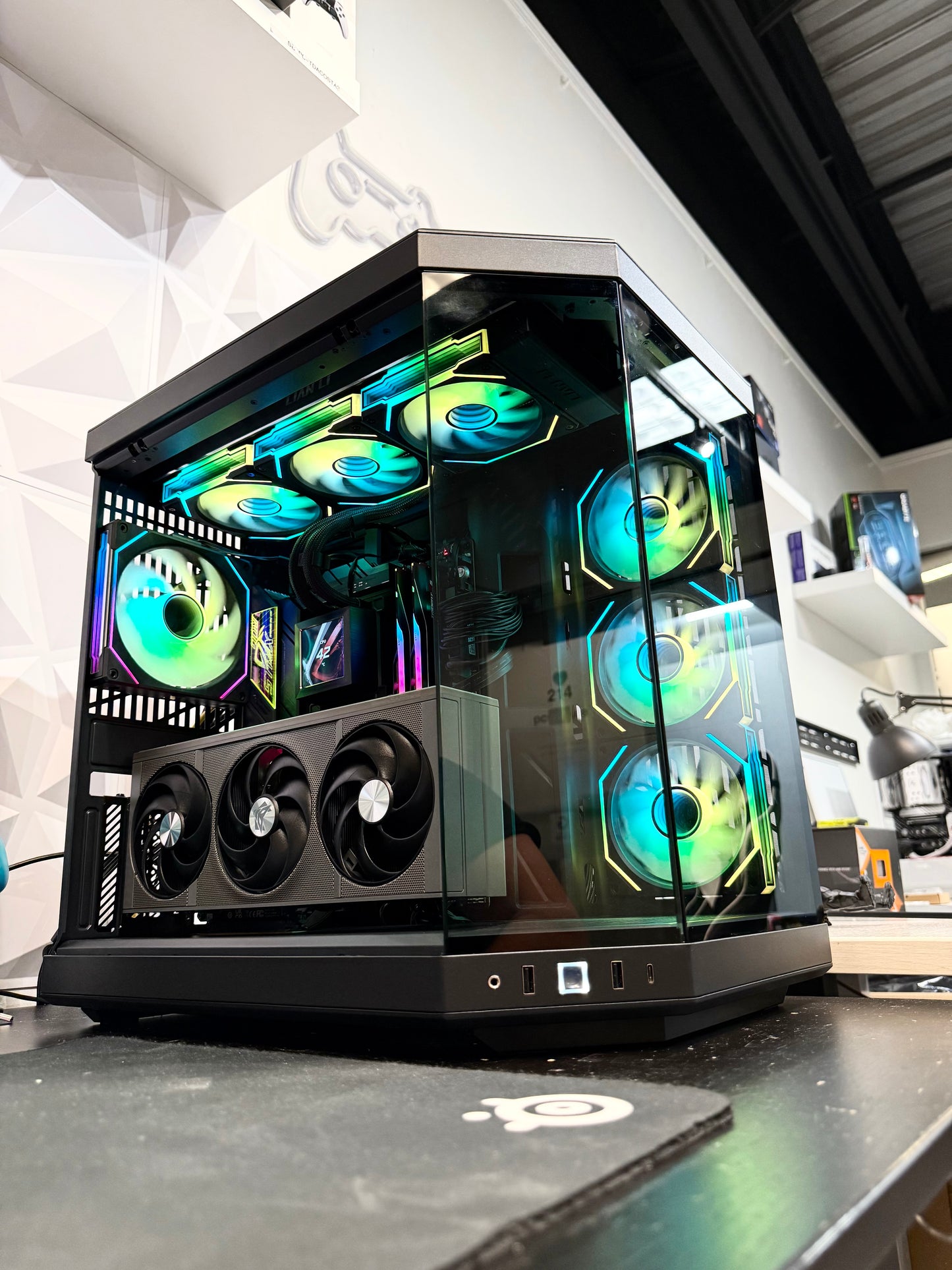 🧨 INSANE Deal: RX 9070 XT + STRIX X670E + Ryzen 9700X
